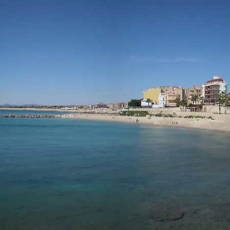 Premium Cap Roig Nyaraló L'Ampolla